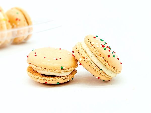 6 Caramel Gingerbread French Macarons For Cheap