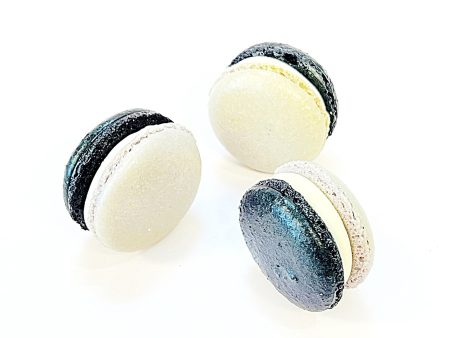 6 Pack white chocolate and blackberry French macarons | ideal for celebratory events. Discount