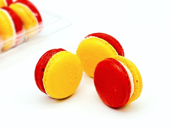 6 Pack Straw-O-ry French Macarons For Sale