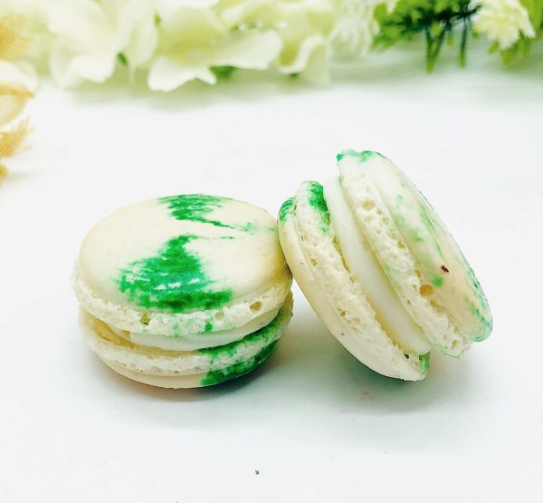 Apple Cheesecake Macarons (6 Pack) | Ideal for celebratory events. Cheap