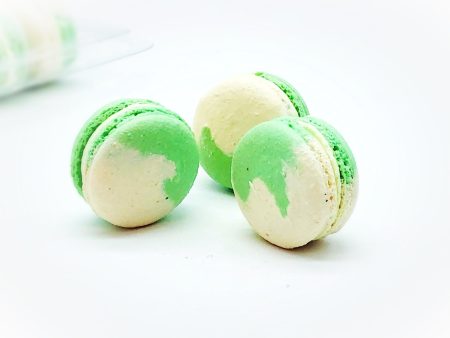 6 Pack green tea latte macarons | Perfect for your next celebratory event. For Sale