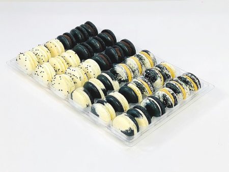 Black & White Vibe: A Flavorful Quartet of French Macarons Set| (Thai Black Latte, Grass Jelly, Chocolate Espresso and Cookies n Cream) Hot on Sale