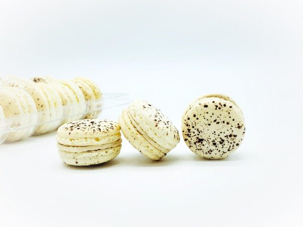 50 Pack White Chocolate  French Macaron Value Pack Cheap