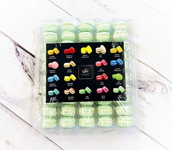 50 Pack Apple Chocolate Buttercream  French Macaron Value Pack (Light Green) For Sale