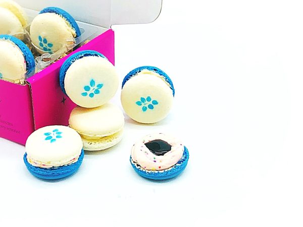 6 Pack Blueberry Sundae French Macarons Fashion