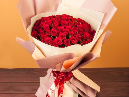 100 Red Roses Hand Tied Bouquet Cheap