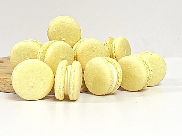 6 Pack Pineapple Caramel French macarons Online