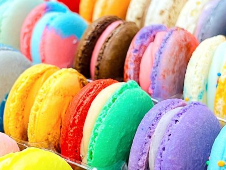 50 Pack | Surprise Me! French Macarons - Cold Pack Included Hot on Sale