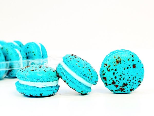 6 Pack  blue raspberry and white chocolate macarons | ideal for celebratory events. Supply