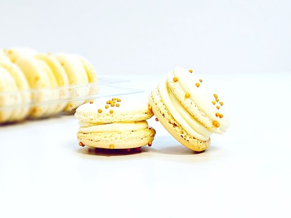 6 Pack Gourmet Vanilla Macarons For Sale