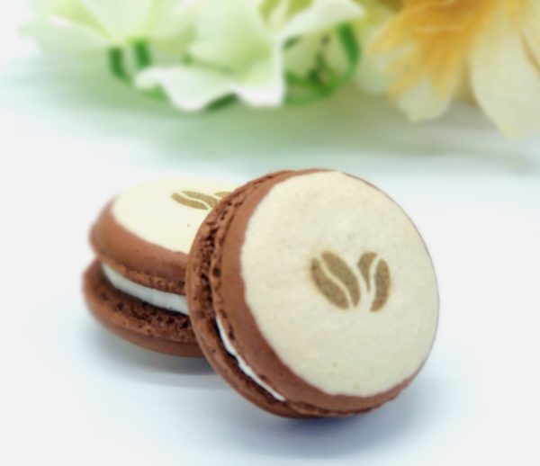 6 Pack  Vanilla latte macarons Hot on Sale