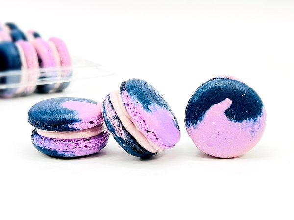 6 Pack The Grapery French Macarons (Blue Raspberry and Grape) Sale