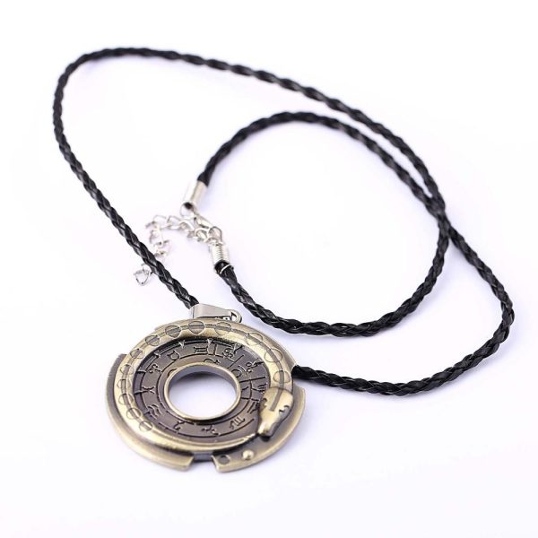 Assassins Creed Chain Connor Necklace with Pendant Supply