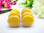 6 Pack  banana macarons Online Sale