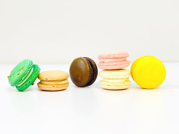 72 PCS – Assorted French Macarons - With 2 Days Guaranteed Shipping Service- Cold Pack Included Online Hot Sale