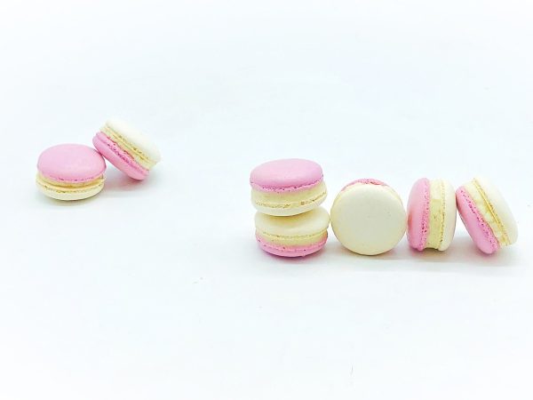 6 Pack Raspberry White Chocolate Ganache Macarons Fashion