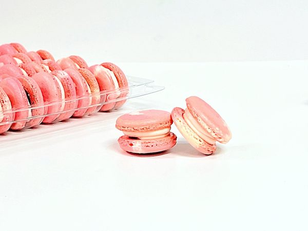 50 Pack Raspberry Ombre French Macaron Value Pack Online