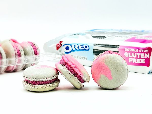 50 Pack Pink Oreo French Macaron Value Pack Online