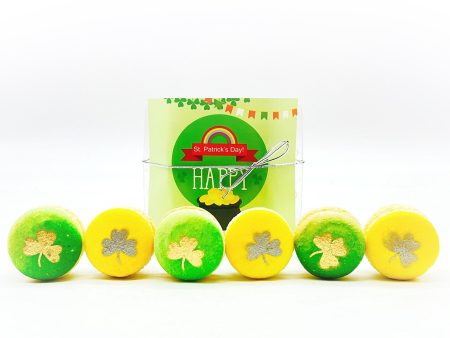 Gold and Silver Shamrock French Macaron Set | Perfect for upcoming St. Patrick s Day Celebration For Sale